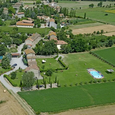 Villa Near With Swimming Pool *